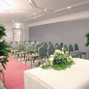 holiday-inn-a55-chester-west.hotelsin-chester.com/