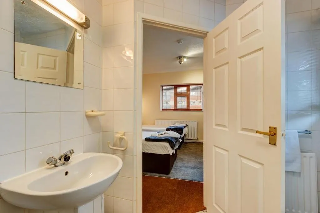 Guest house The Commodore Hotel Nottingham